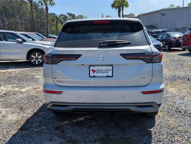 2026 Mitsubishi Outlander — detail view