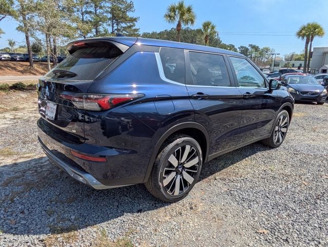 2026 Mitsubishi Outlander — interior view