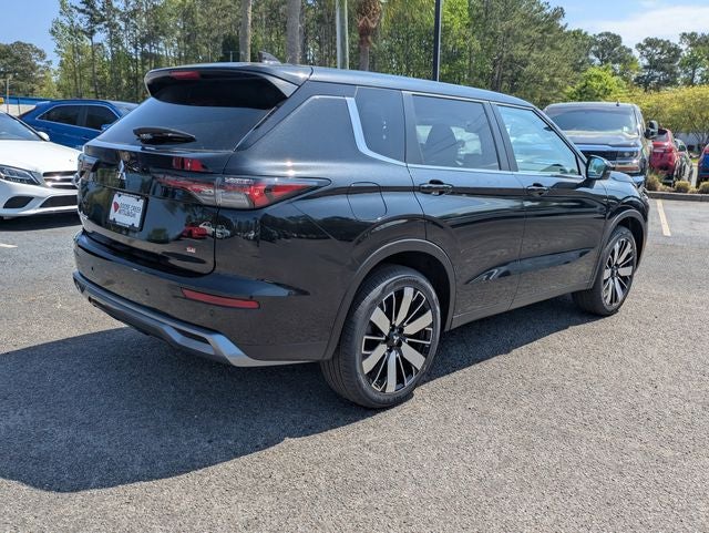 2026 Mitsubishi Outlander — interior view