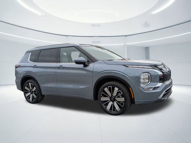 2026 Mitsubishi Outlander SEL in Gray — front three-quarter view