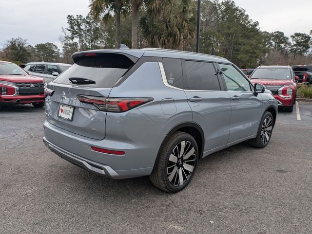 2026 Mitsubishi Outlander — interior view