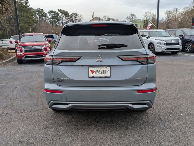 2026 Mitsubishi Outlander — detail view